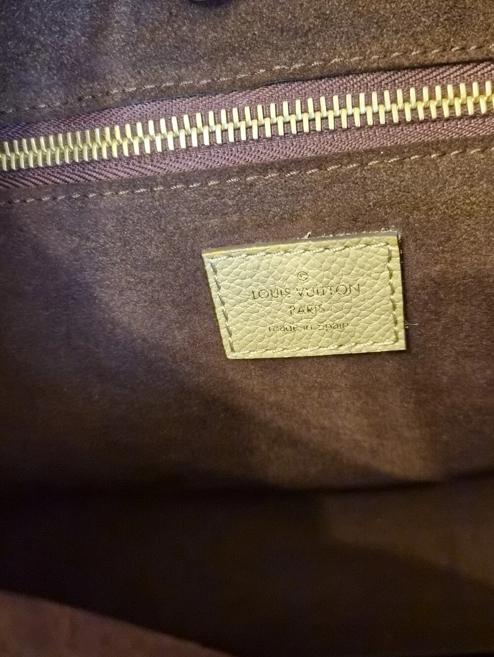 Louis Vuitton Neverfull MM Empreinte Turtle Dove Microchipped